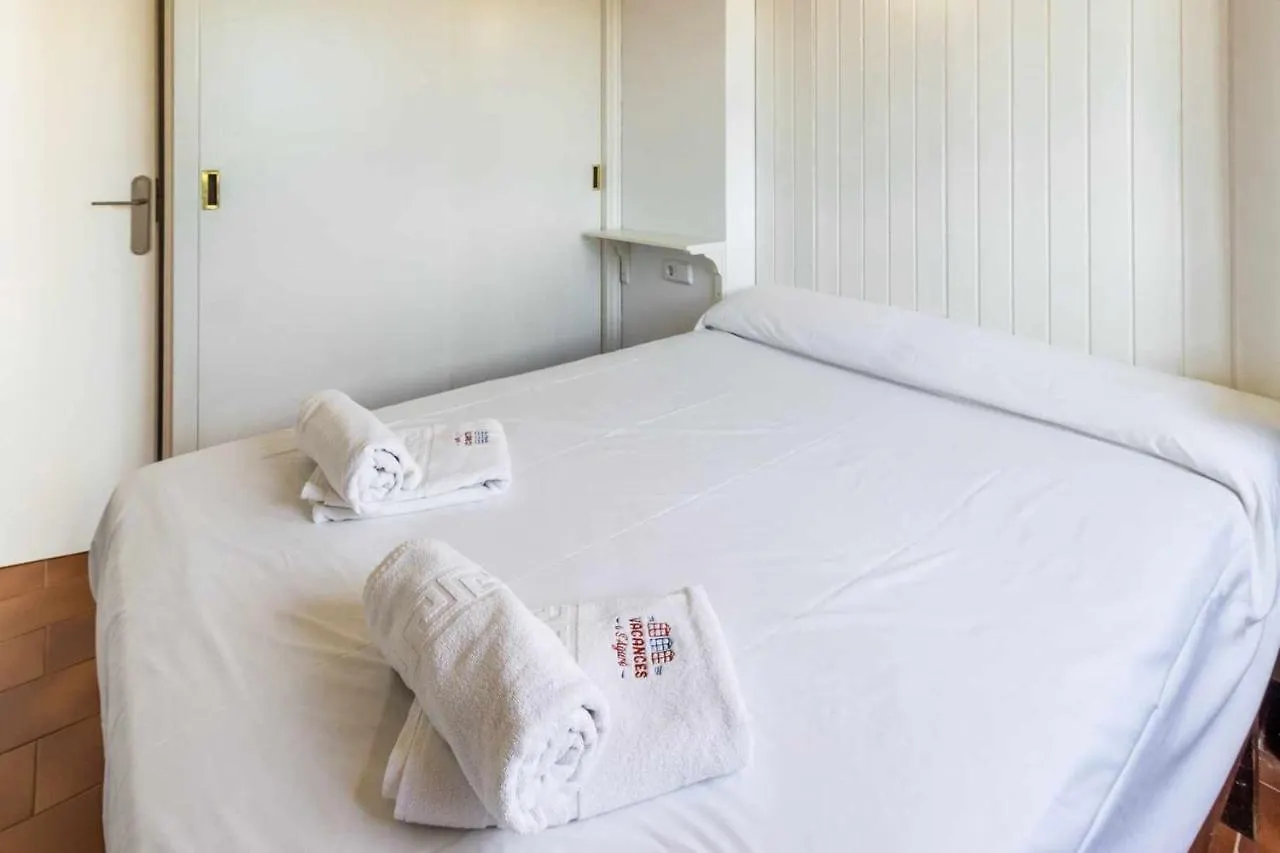 Cubells 1 Cerca De La Playa Con Parking Apartment Girona 0*,  Spain